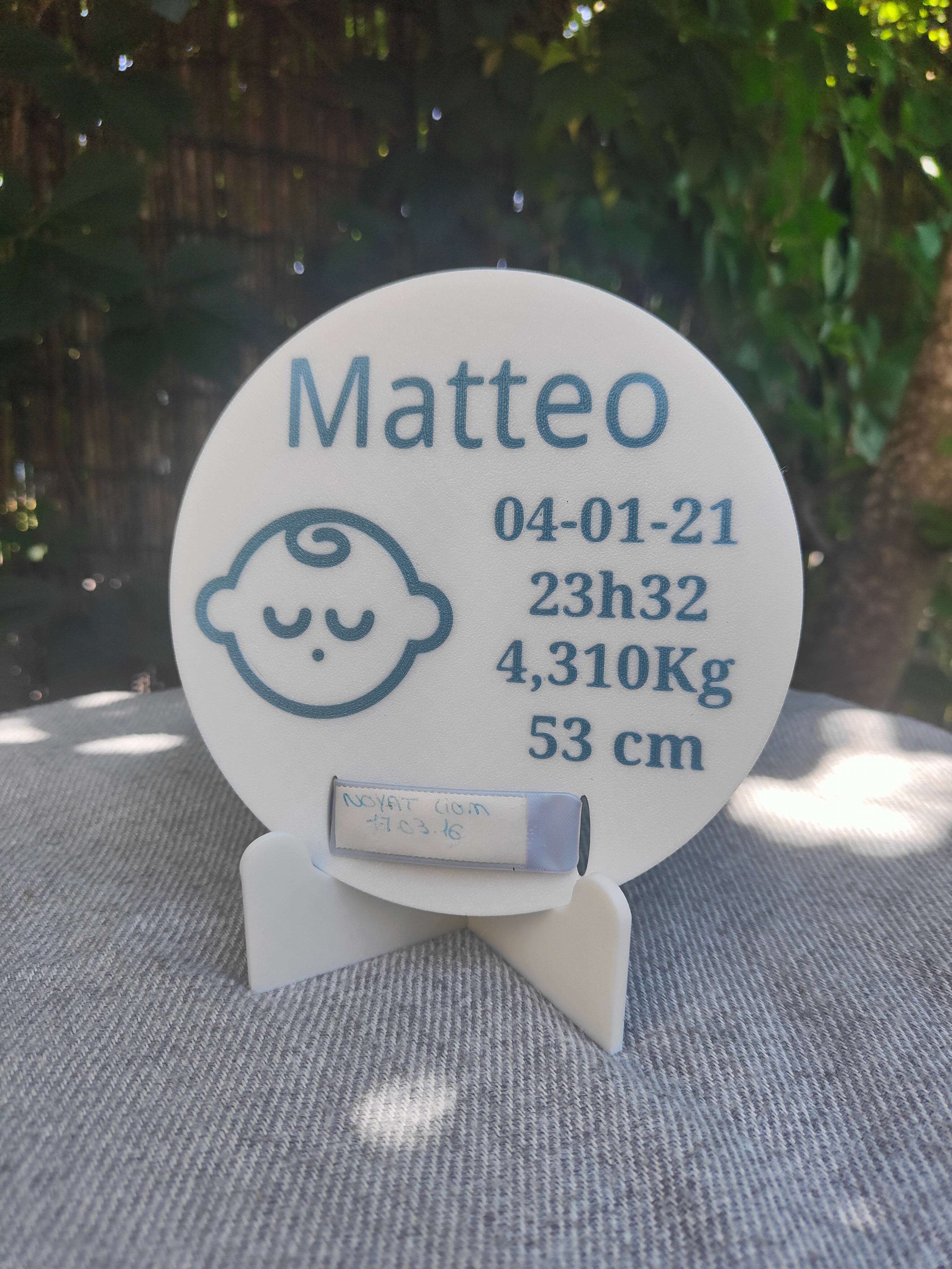 Plaque de naissance personnalisée – Support bracelet de maternité bébé