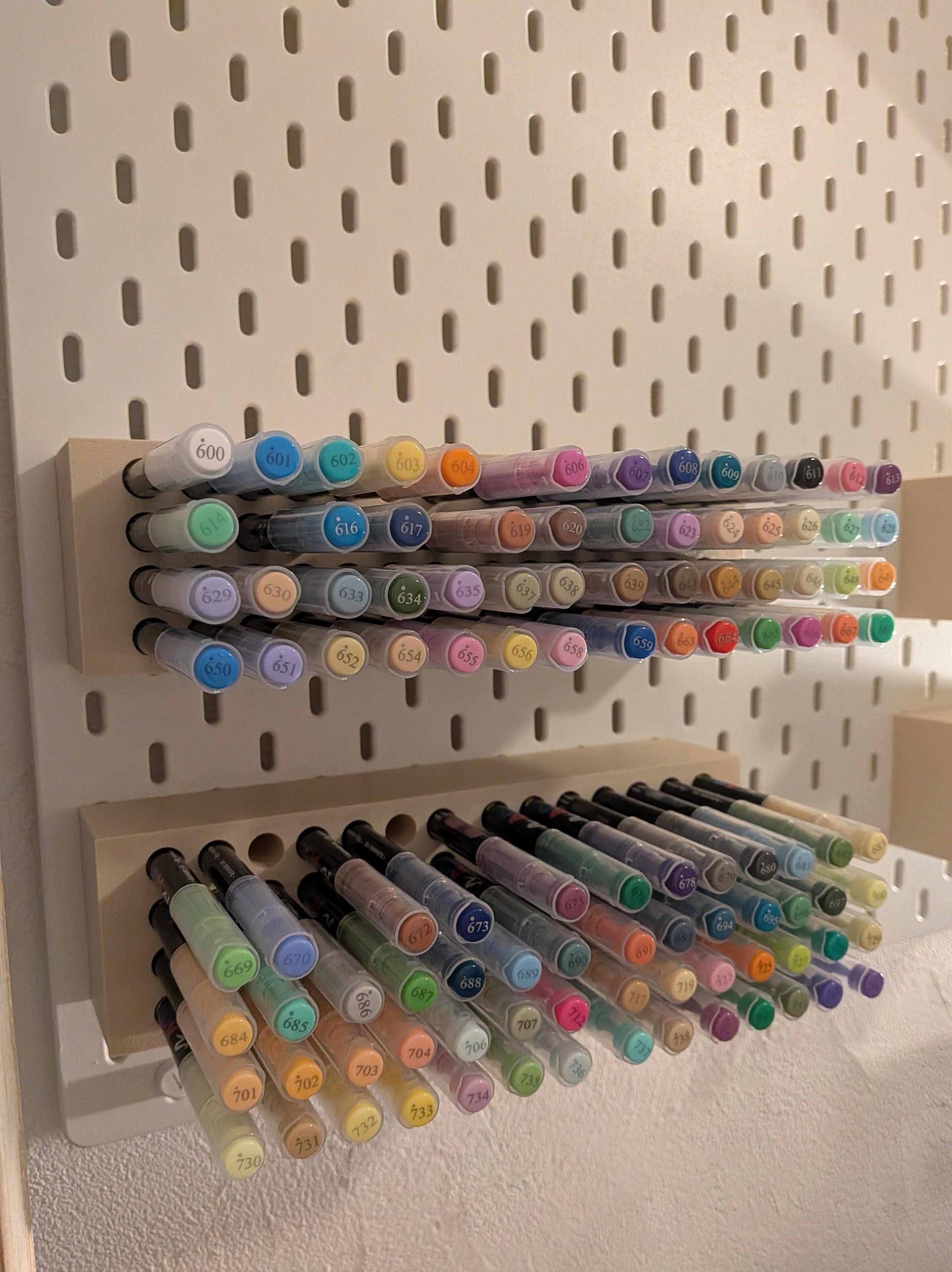 Rangement Feutres Compatible IKEA SKÅDIS – Support 28 ou 56 Feutres