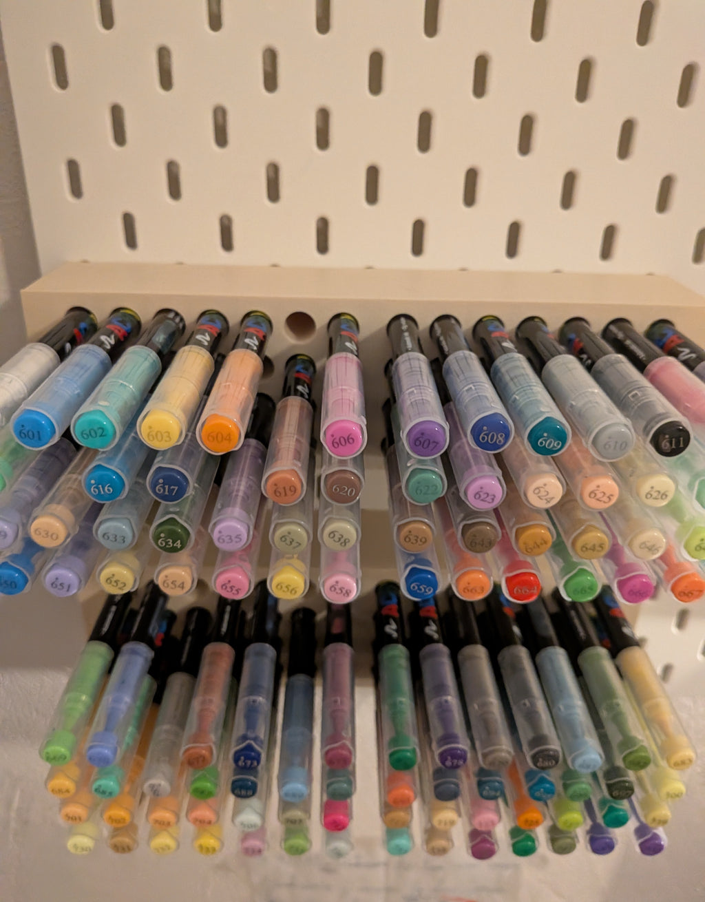 Rangement Feutres Compatible IKEA SKÅDIS – Support 28 ou 56 Feutres