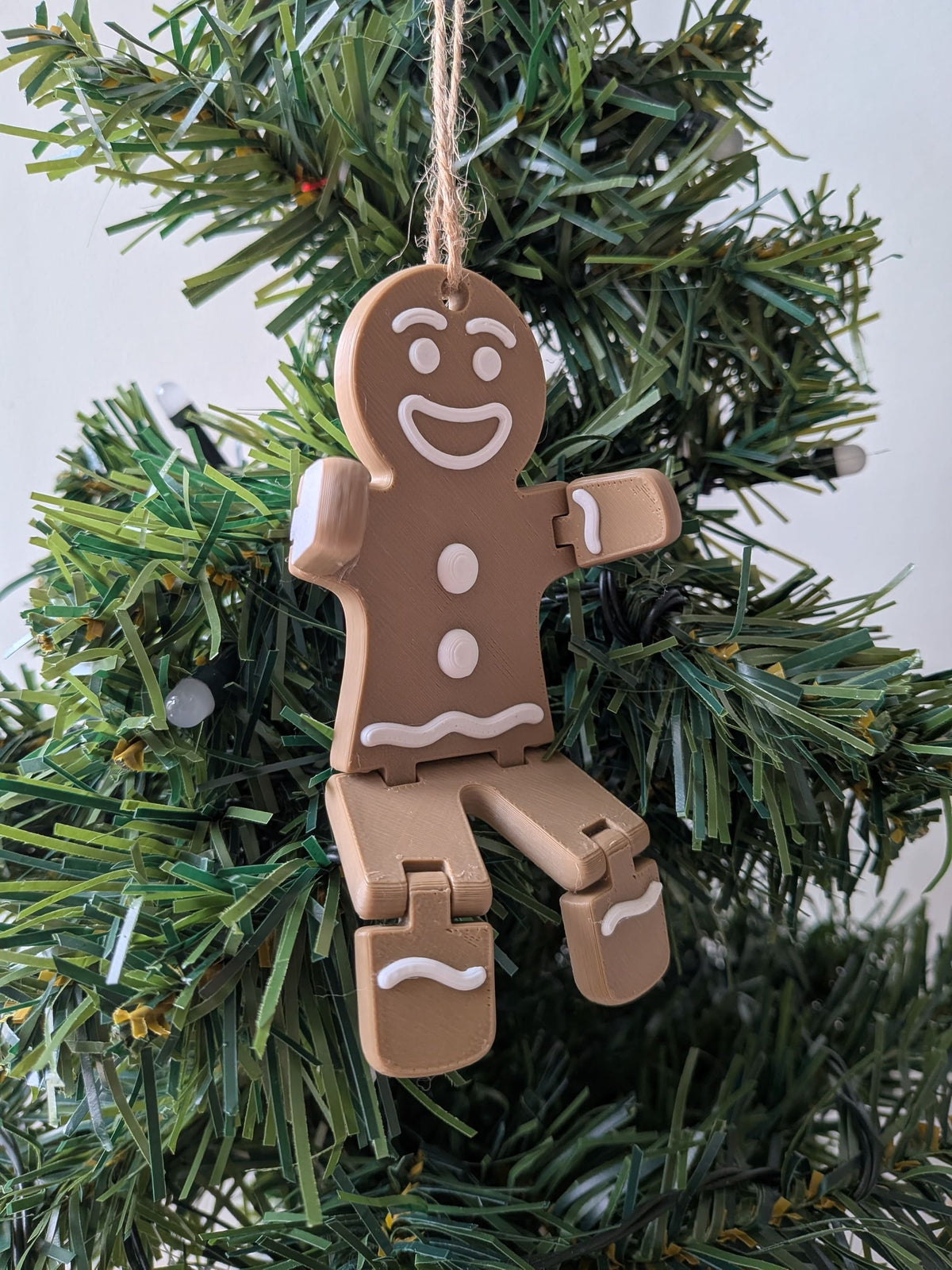 Décoration de sapin pain d'épice articulée imprimée en 3D