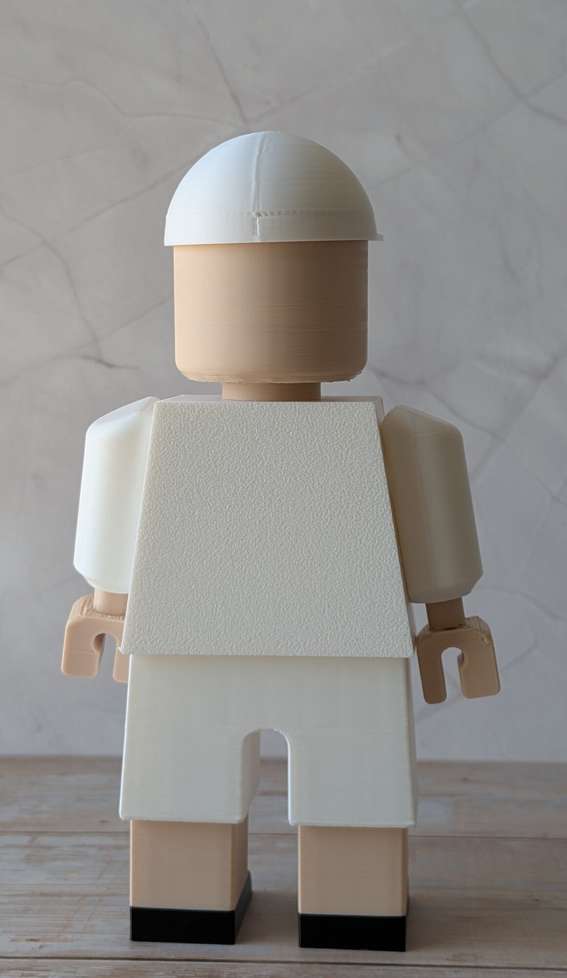Vue arrière de la figurine football avec emplacement personnalisable au dos