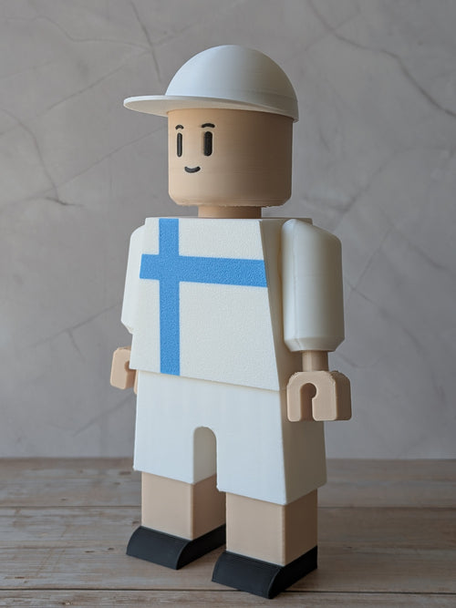 Figurine de supporter de Marseille avec casquette vue de trois quarts