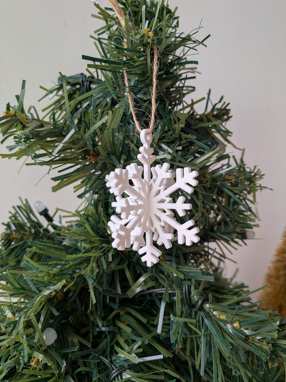 Lot de 4 ornements flocon de neige blancs pour sapin de Noël